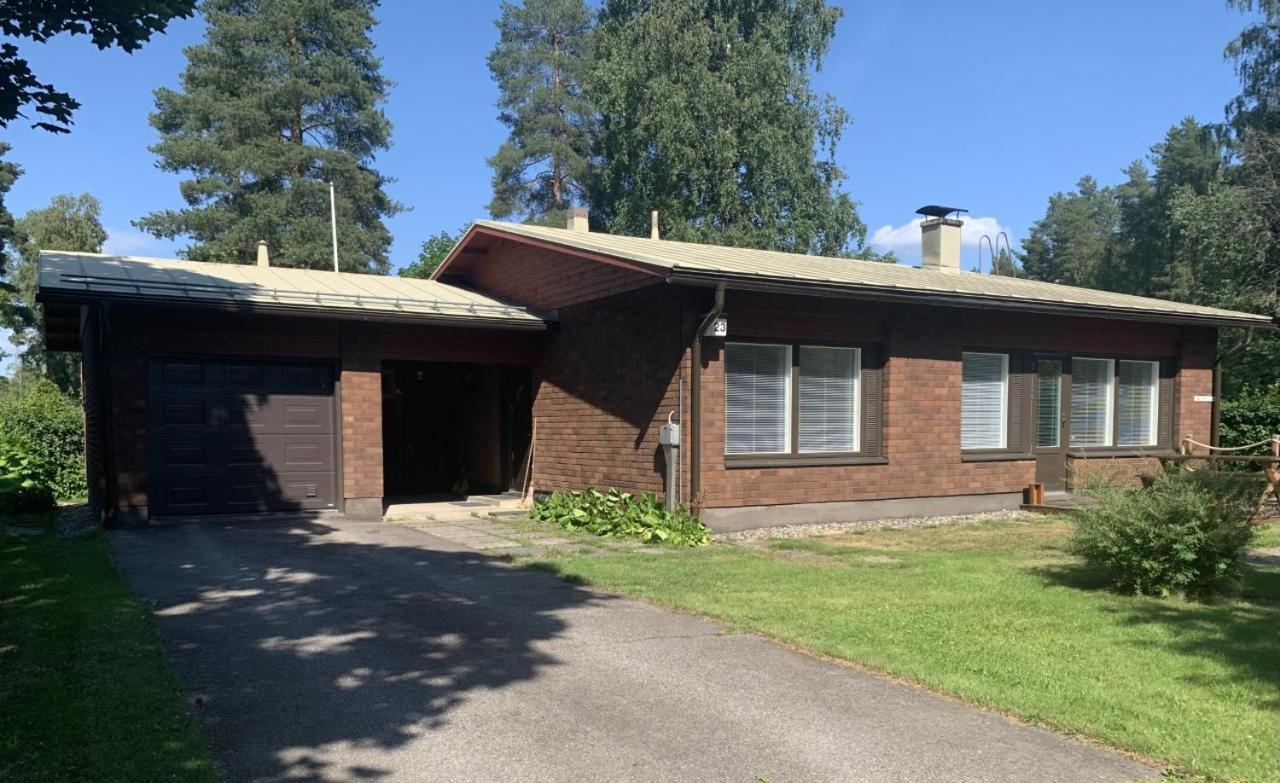 Omakotitalo 100M2, 3 Makuuhuonetta Joensuu Apartman Kültér fotó